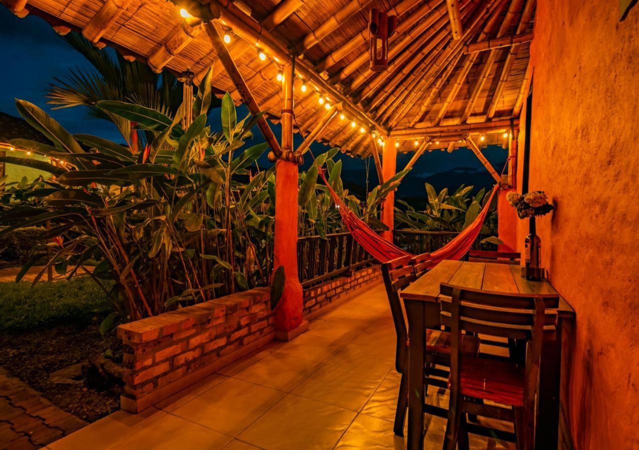 Hotel Campestre Solar De La Luna Albania  エクステリア 写真