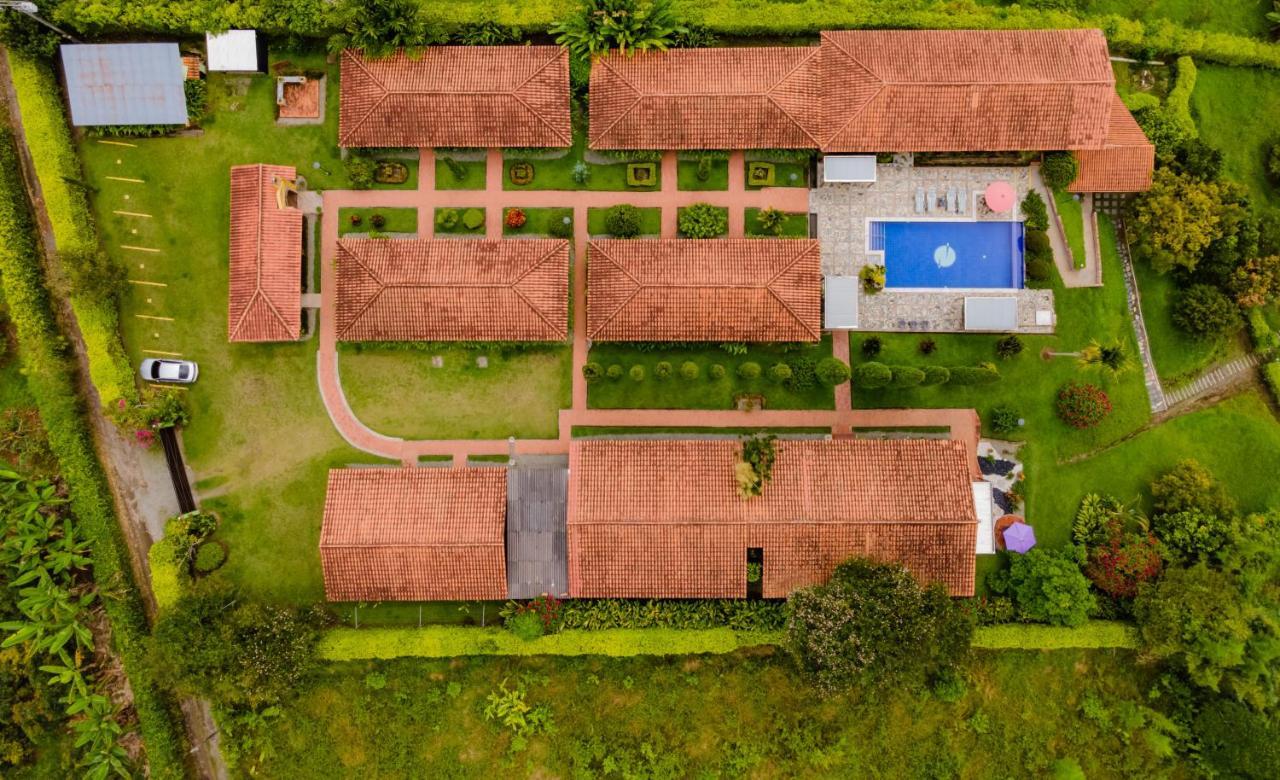 Hotel Campestre Solar De La Luna Albania  エクステリア 写真