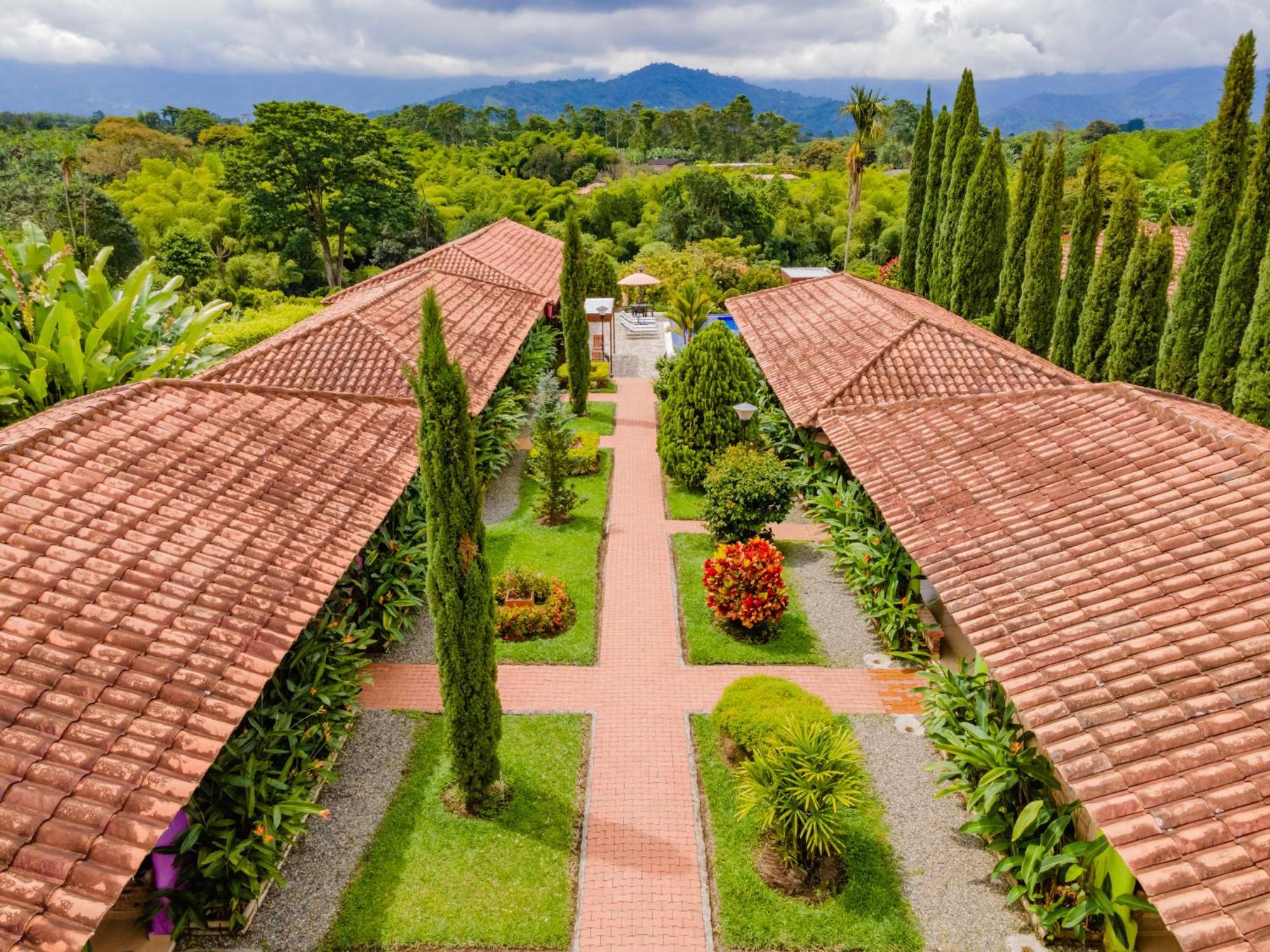 Hotel Campestre Solar De La Luna Albania  エクステリア 写真