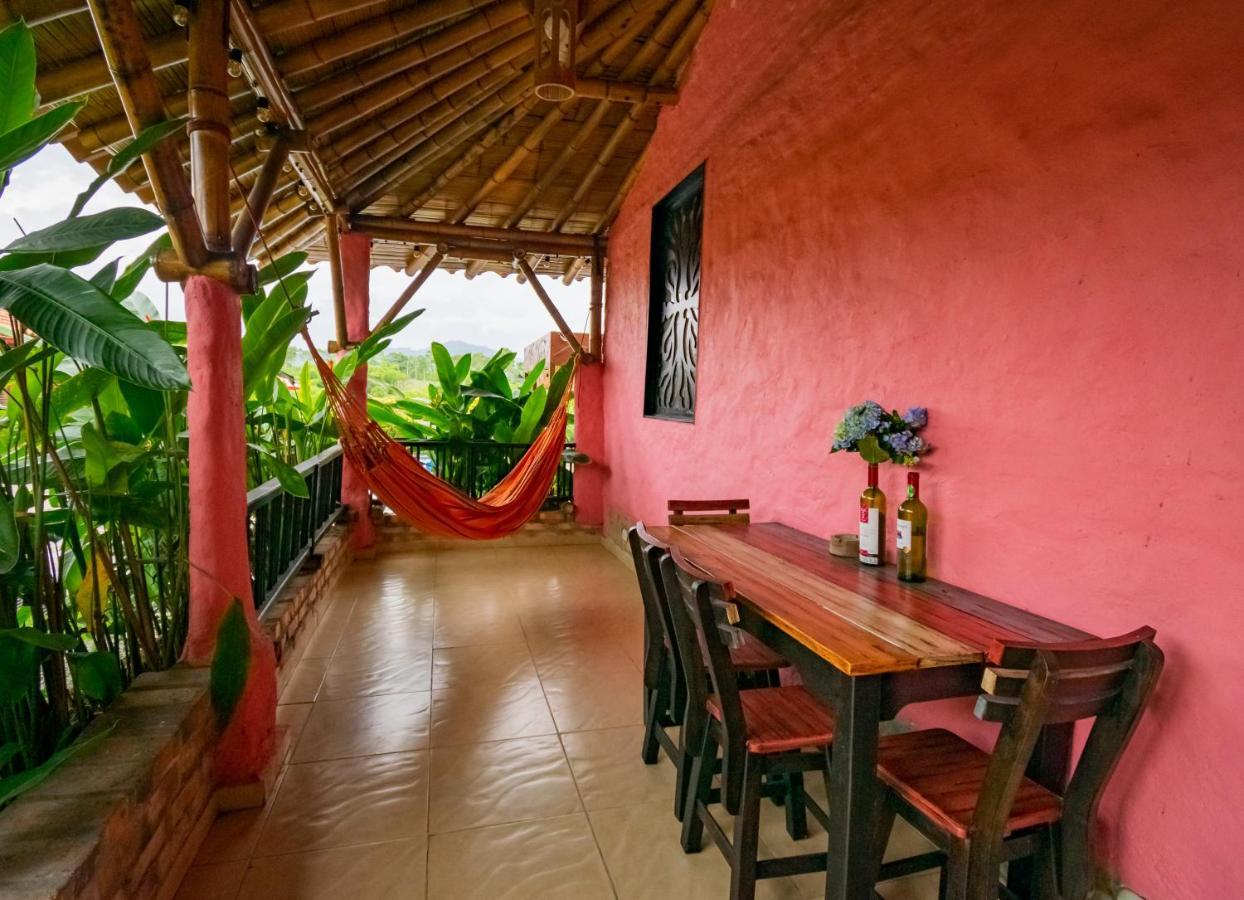 Hotel Campestre Solar De La Luna Albania  エクステリア 写真