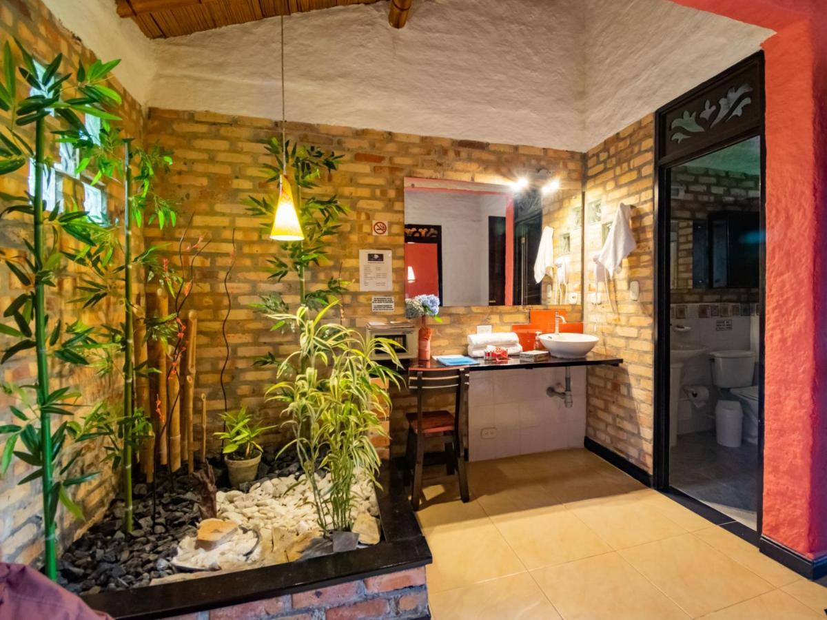 Hotel Campestre Solar De La Luna Albania  エクステリア 写真