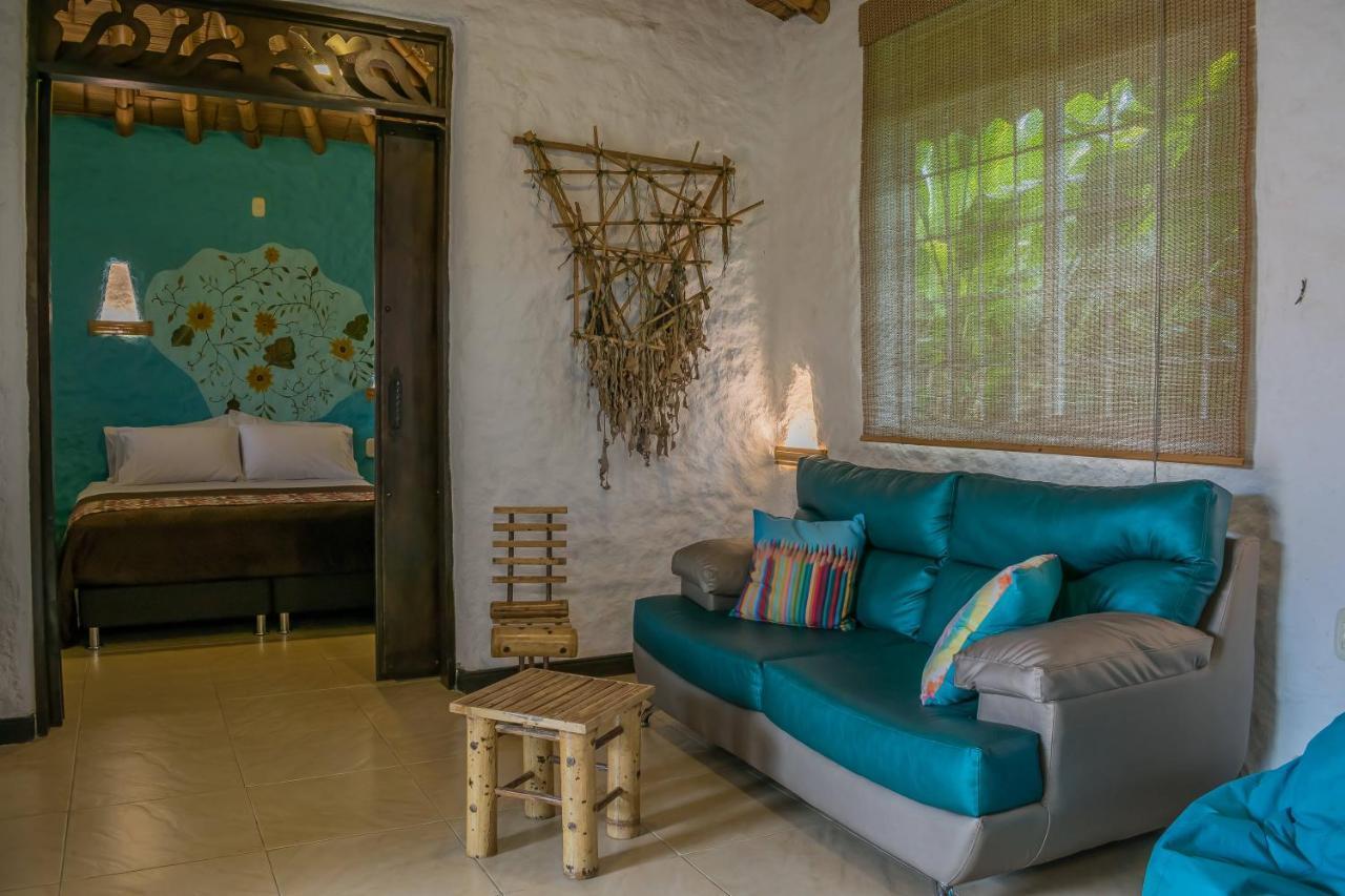 Hotel Campestre Solar De La Luna Albania  エクステリア 写真