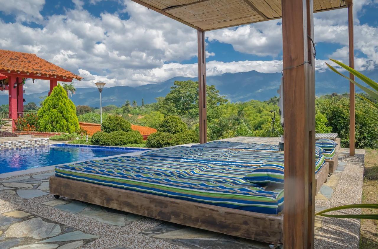 Hotel Campestre Solar De La Luna Albania  エクステリア 写真