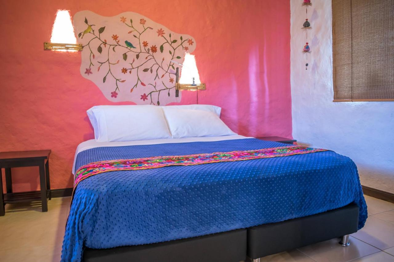 Hotel Campestre Solar De La Luna Albania  エクステリア 写真